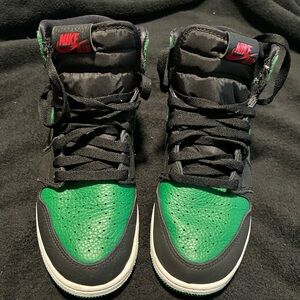 Jordan Black and Pine Green Sneakers